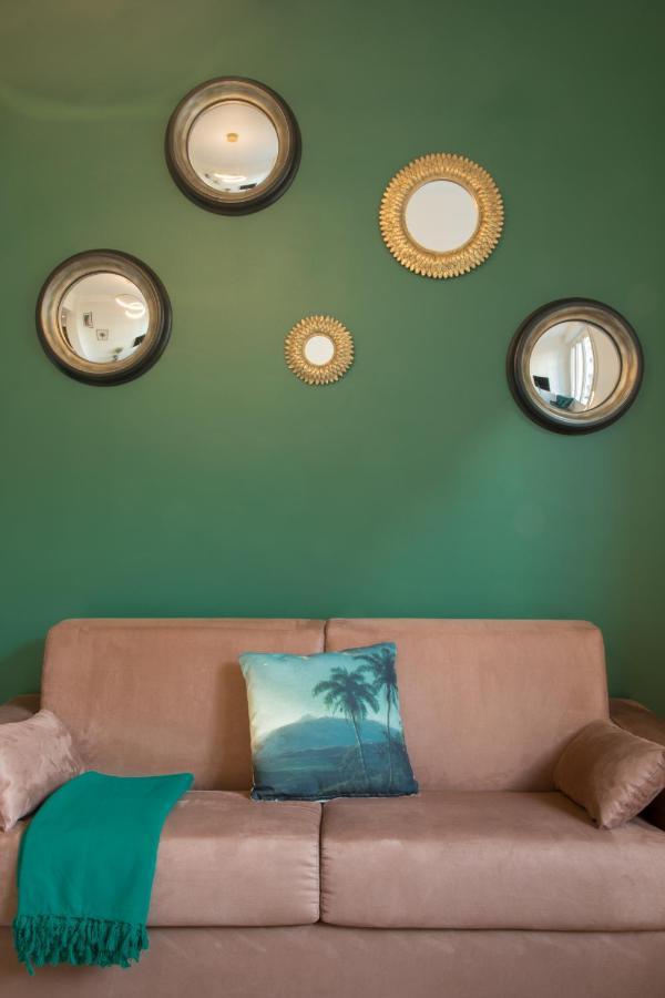 Beautiful Apartment In The Heart Of Nisa Exterior foto