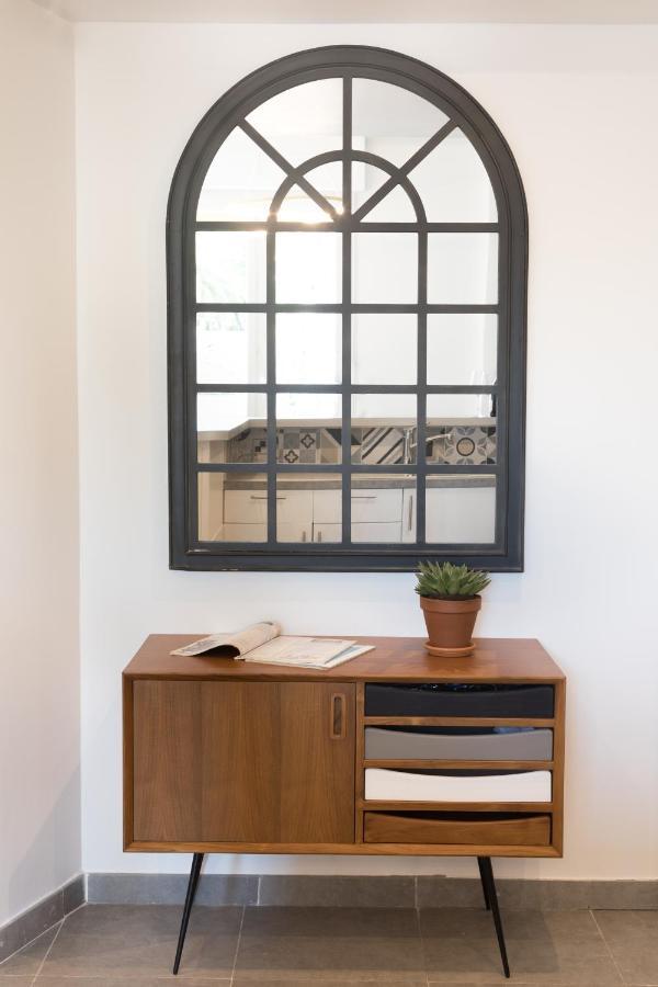 Beautiful Apartment In The Heart Of Nisa Exterior foto