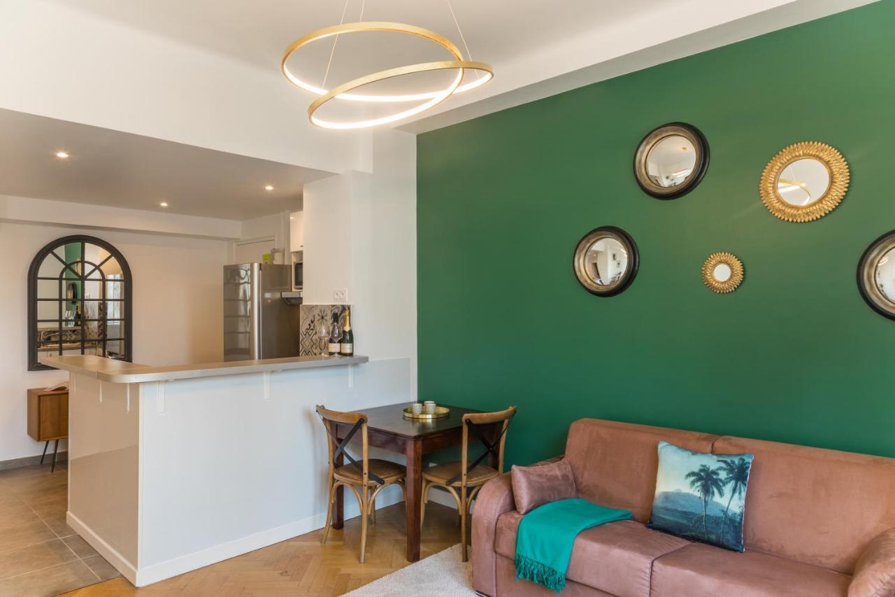 Beautiful Apartment In The Heart Of Nisa Exterior foto