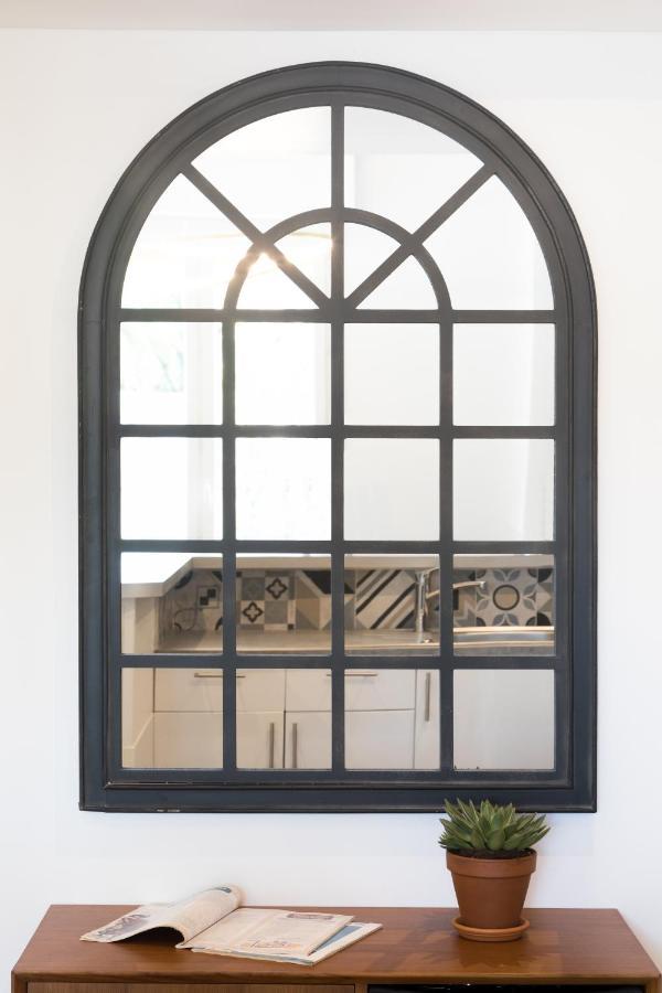 Beautiful Apartment In The Heart Of Nisa Exterior foto